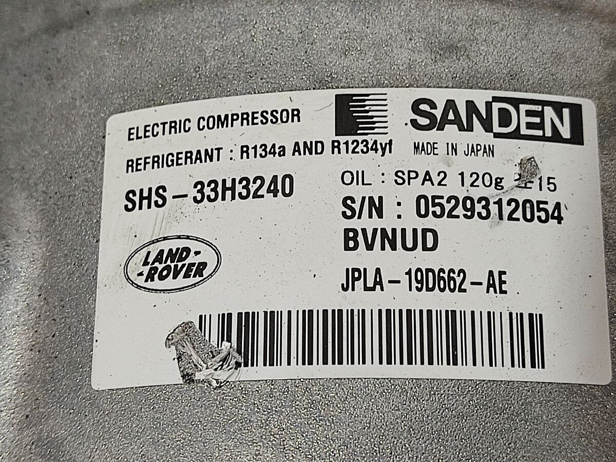 LR144595 Air conditioner compressor Range Rover Sport L494 (2014-2022) used